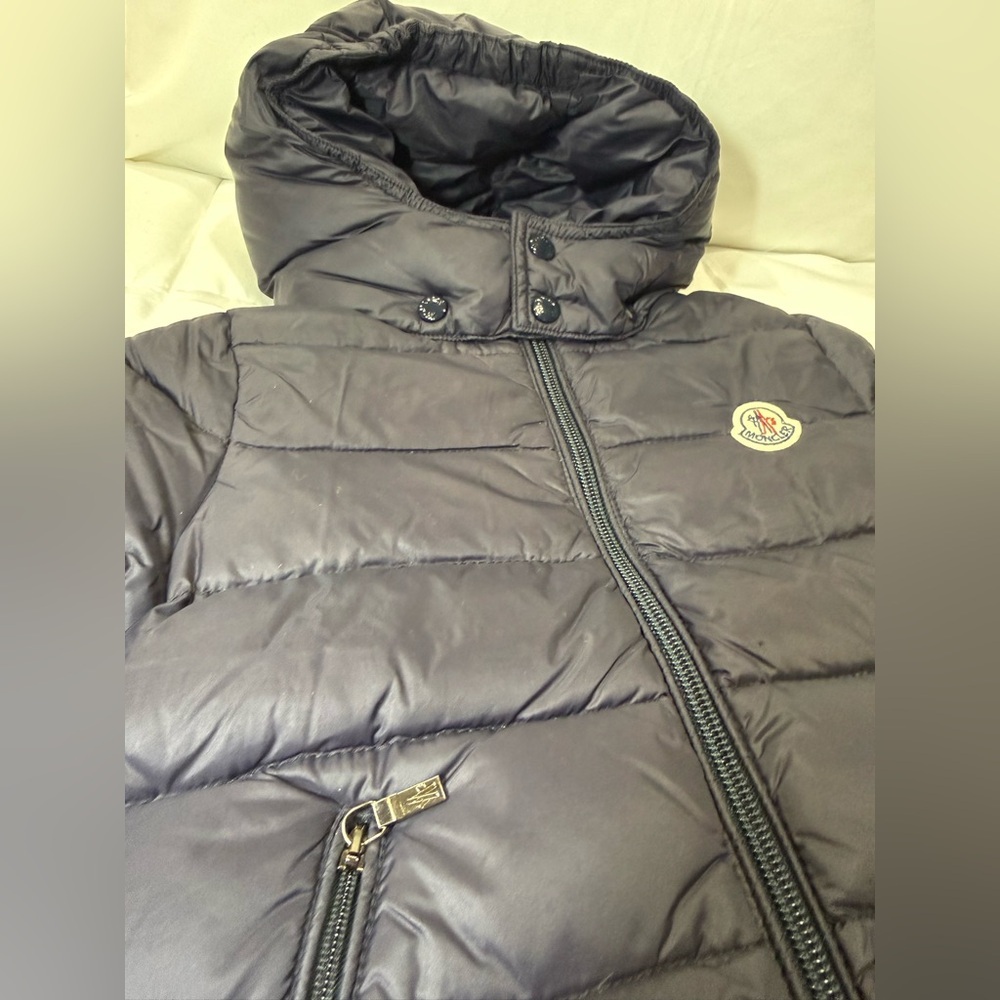 Moncler Dark Puffer Jacket with Hood - Picture 3 of 8